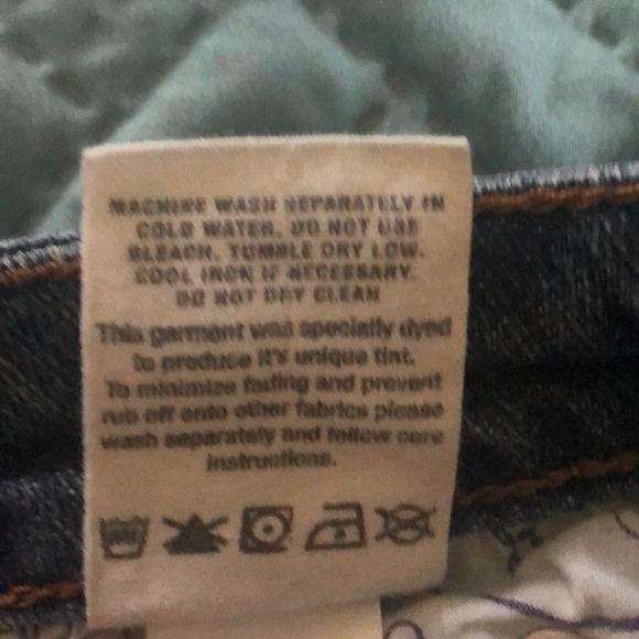 ❤️ B Venice Jean Shorts - Distressed with Studs - Picture 5 of 7